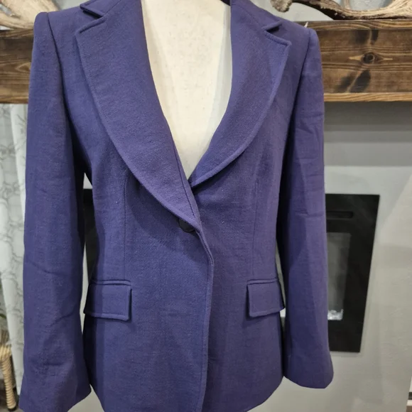 ARMANI COLLEZIONI Wool Blazer, Elegant Purple Color, 100% Virgin Wool - Picture 2 of 6